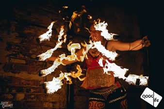 Fire Performance - Fire Fans Show